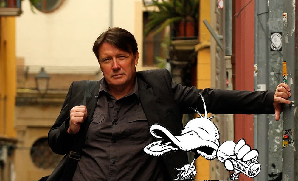 Charlie Christensen med Arne Anka inklippt i bilden