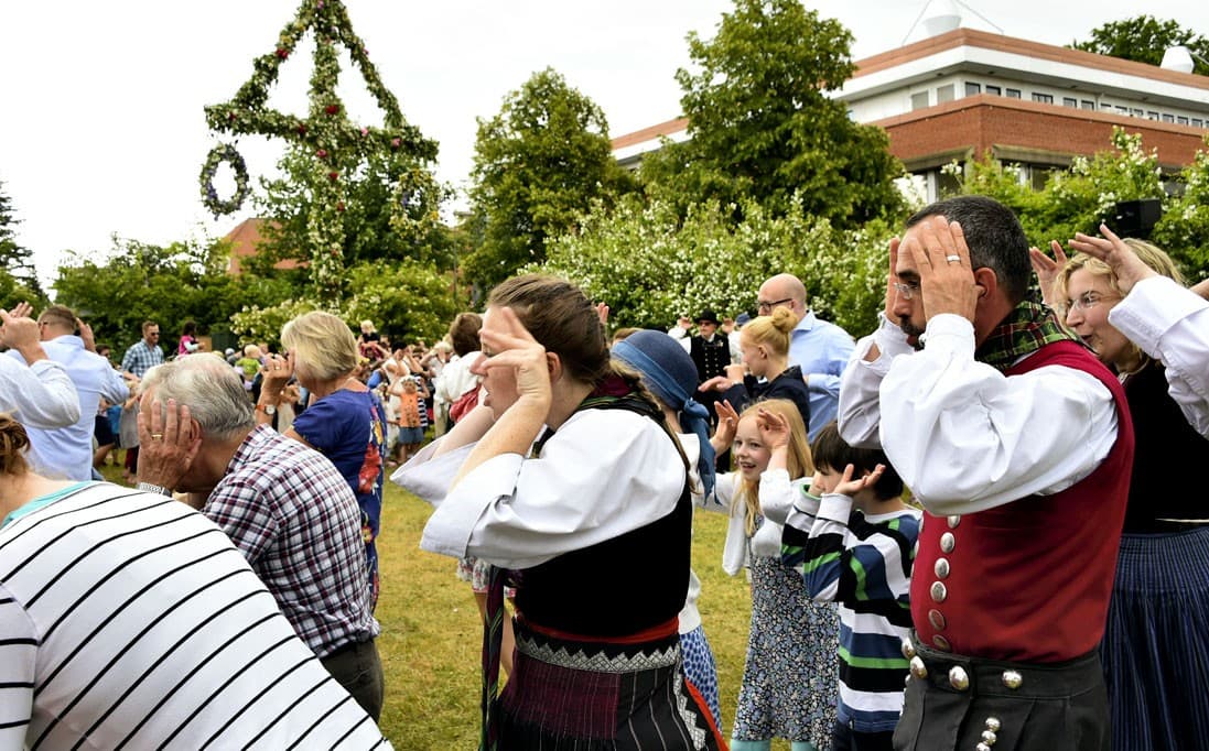 Traditionellt svenskt firande i Malmö. FOTO: PATRICK PERSSON/TT NYHETSBYRÅN