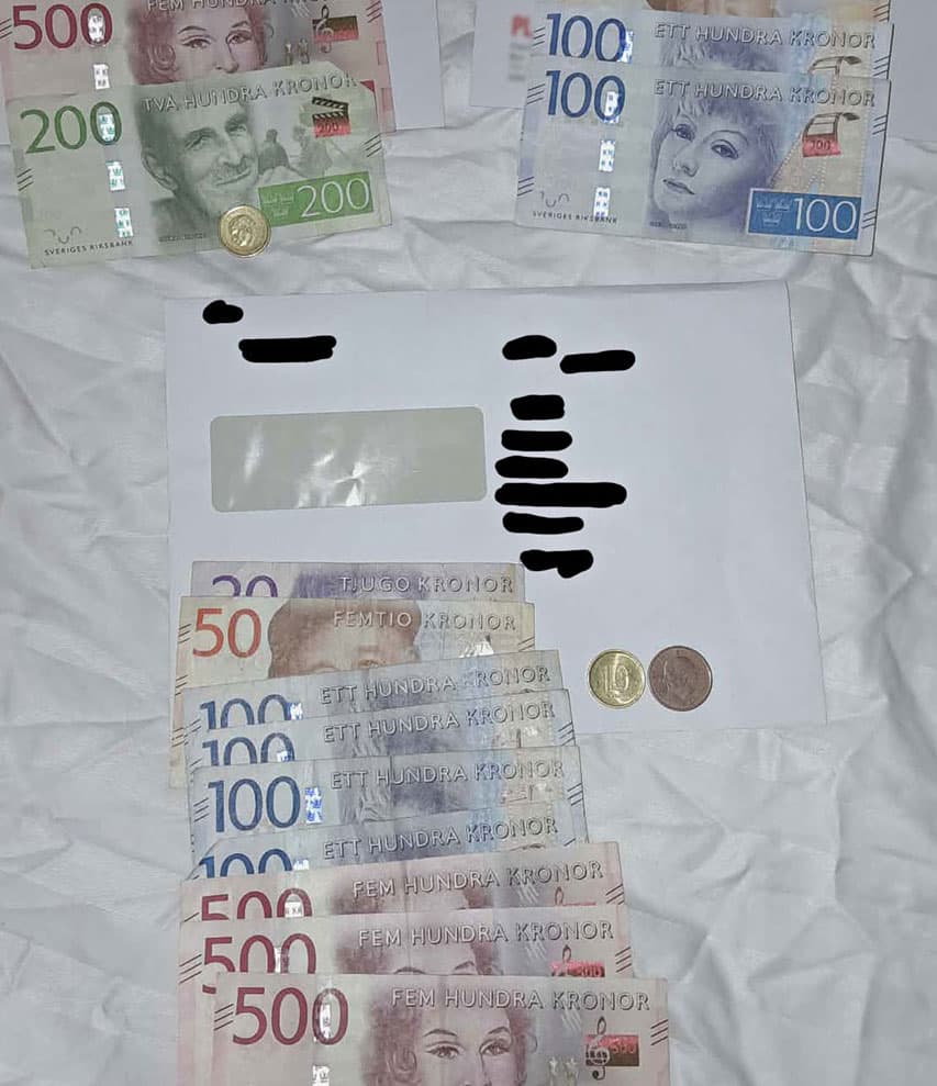 En av migrantarbetarna fotade en av sina betalningar. Foto: Privat