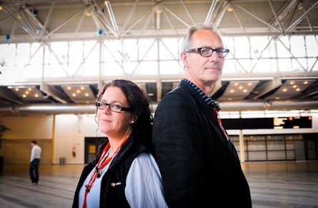 Anna Björklund tyckte som de flesta på kongressen att samarbetet med S ska vara starkt. Jan-Olov Carlsson var mer skeptisk. Foto: VERONIKA LJUNG-NIELSEN