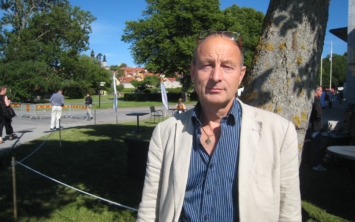 IF Metalls ombudsman i Trollhättan, Leif Håkansson, berättade vid ett seminarium i Almedalen om arbetet med omställning för de arbetslösa Saab-arbetarna. Foto: HANS LARSSON