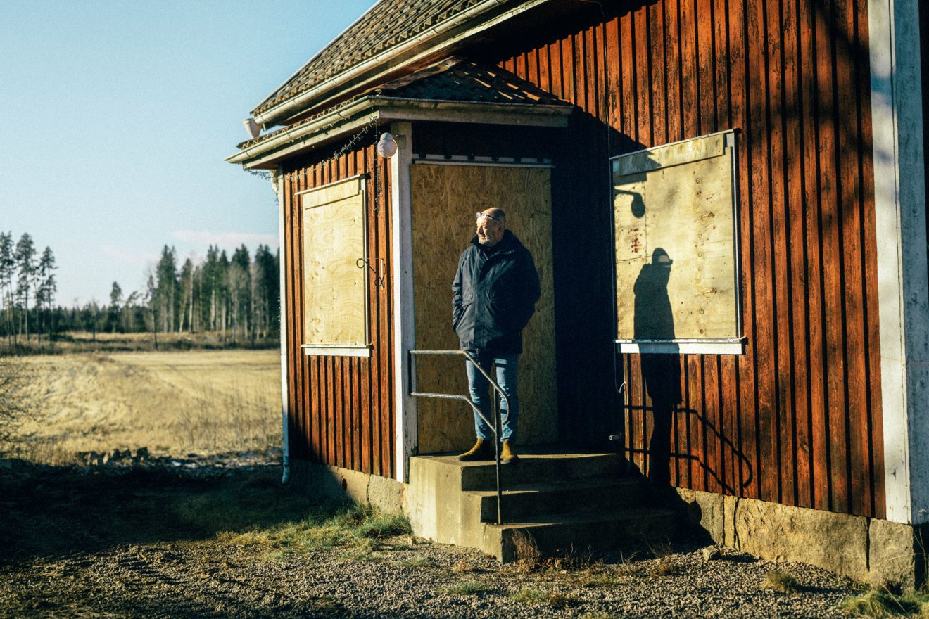 ”Omställningen till elektriska fordon går inte så snabbt som vi hade förutsett,” säger Jörgen Gustafsson, kommunikationsansvarig för den kommande batterifabriken i Mariestad. Foto: David Lundmark
