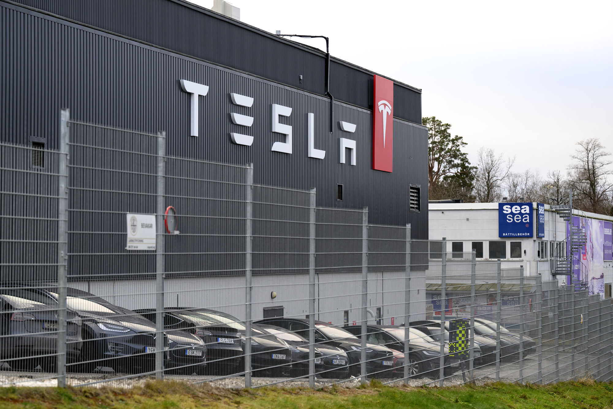 Tesla i Segeltorp. Foto: TT/Jessica Gow (arkiv)