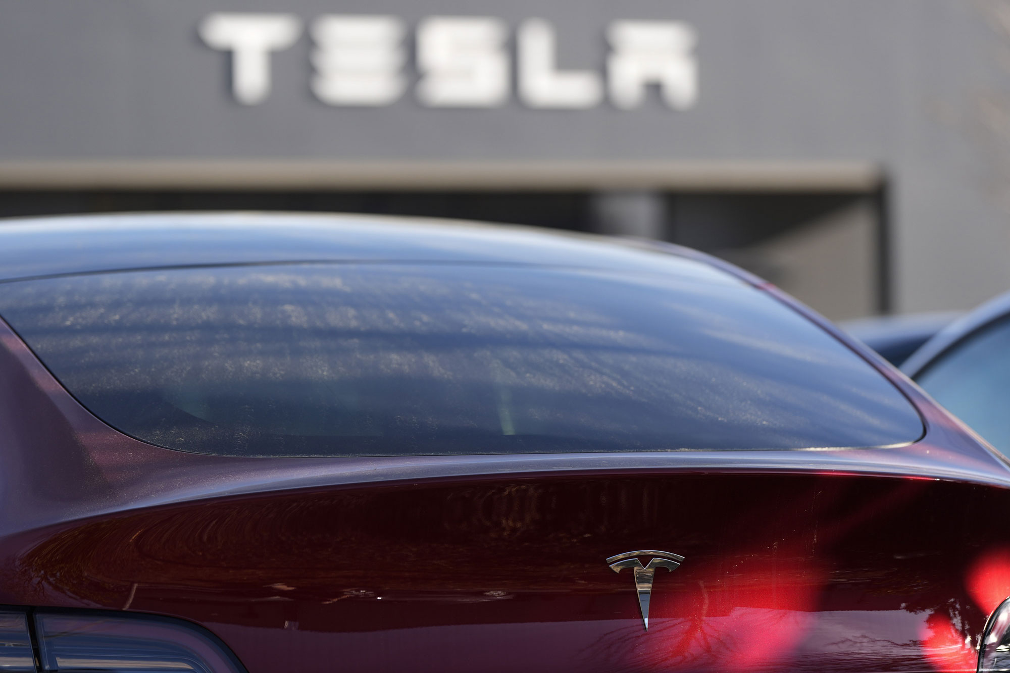 Tesla vänder trenden – Model Y toppar elbilsförsäljningen