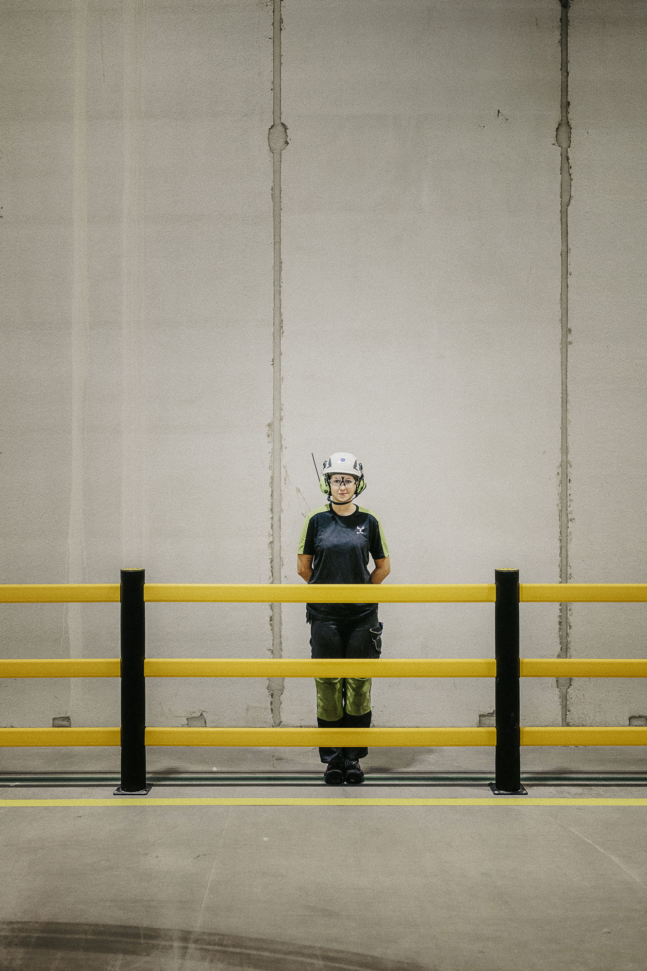 Ny på jobbet. Hanna Gabrielsson jobbade tidigare på en förskola. Nu är hon operatör på Östra konverteringen. Foto: David Lundmark