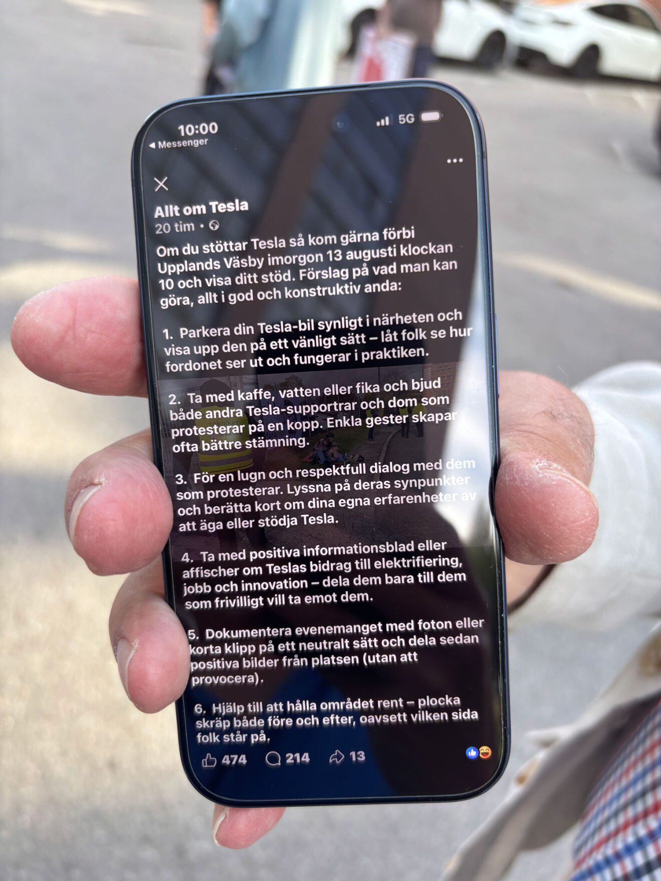 Information för folk som stöttar Tesla cirkulerar i sociala medier. Foto: Johanna Edström
