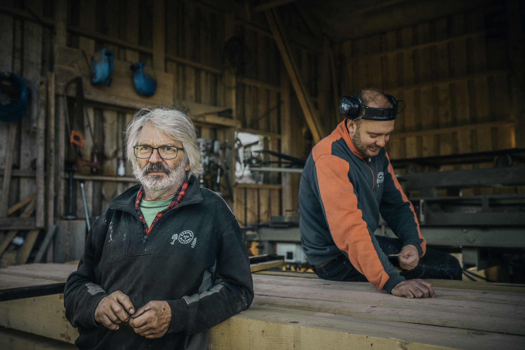 Sven-Erik Ivarsson (vänster) med sonen Mikael. Foto: David Lundmark