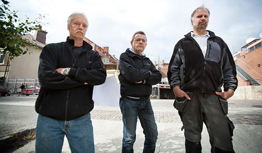 "Det visade sig då att ägaren var på resa i Thailand", säger Ronny Larsson till höger, här tillsammans med kollegorna Peter Frandell (tv) och Henning Nergård. Foto: SANDRA CHARINA LUNDIN, ÖSTERSUNDS-POSTEN