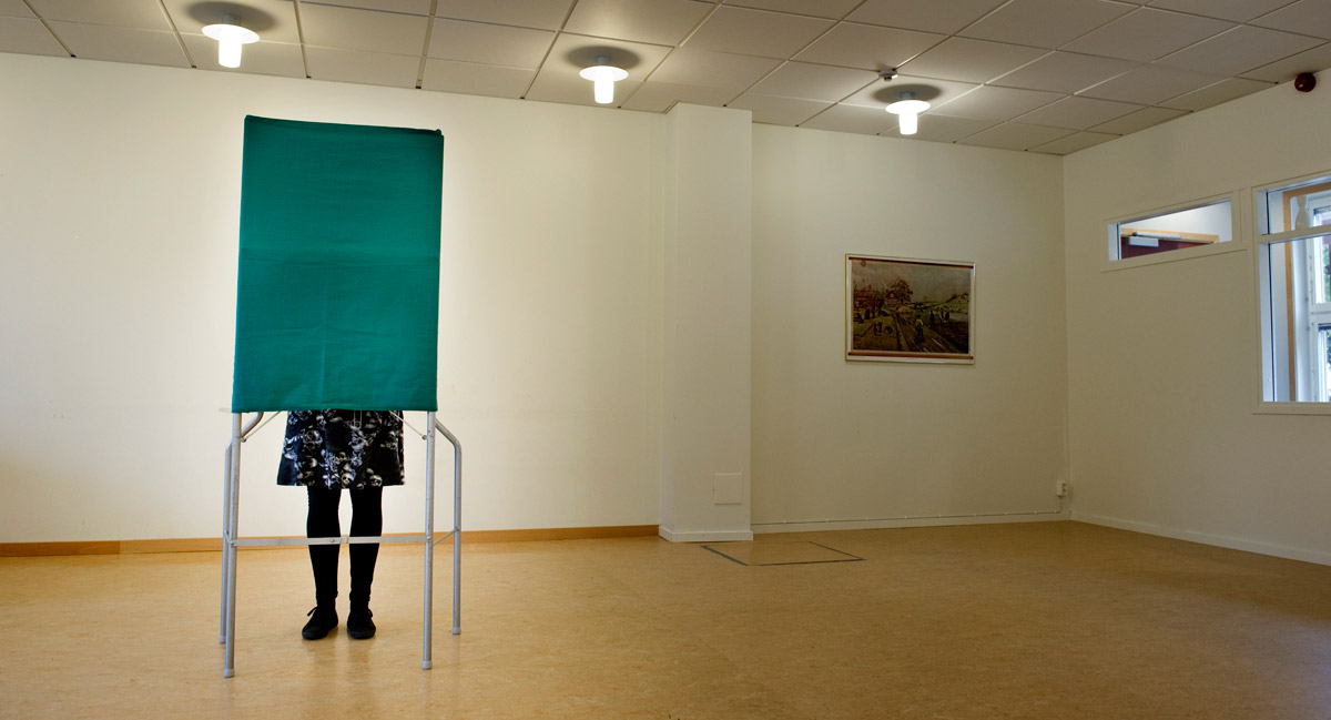 Den 14 september är det åter dags att gå till röstbåset.  Foto: PONTUS LUNDAHL